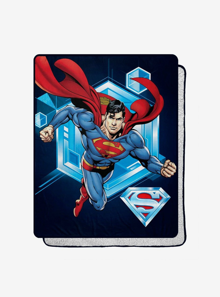 Bedroom * | Dc Comics Superman To The Rescue Throw Bargain Sale